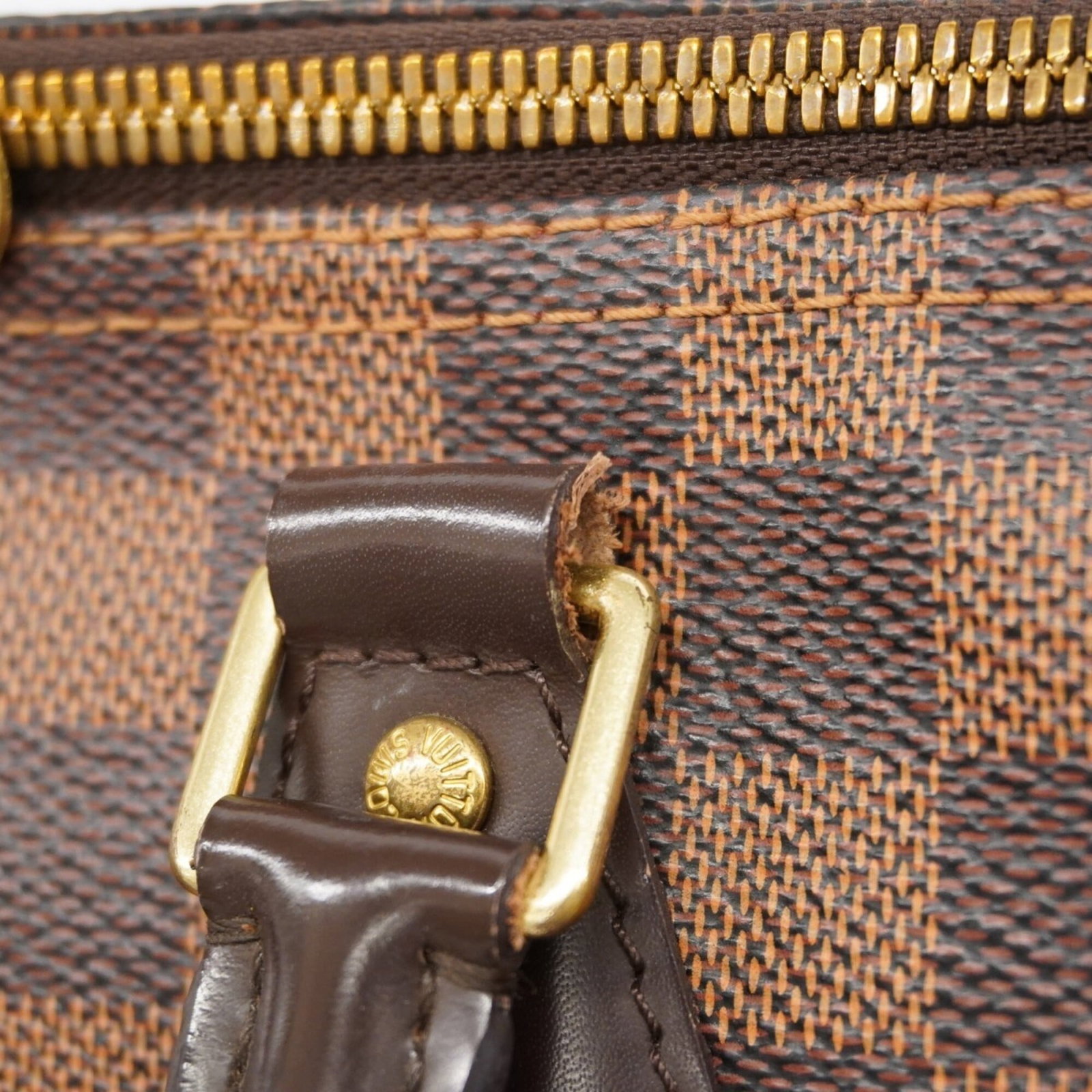 Louis Vuitton Handbag - 6