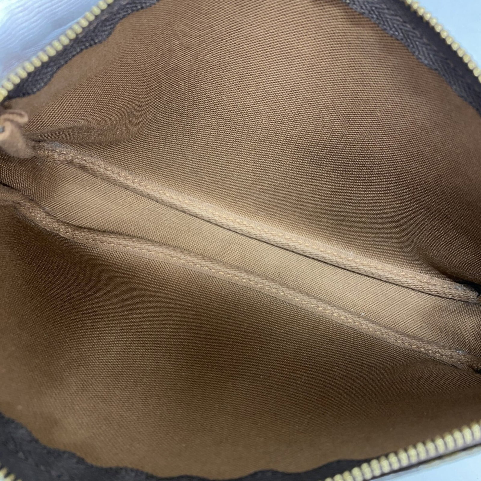 Vuitton Pouch Louis - 4