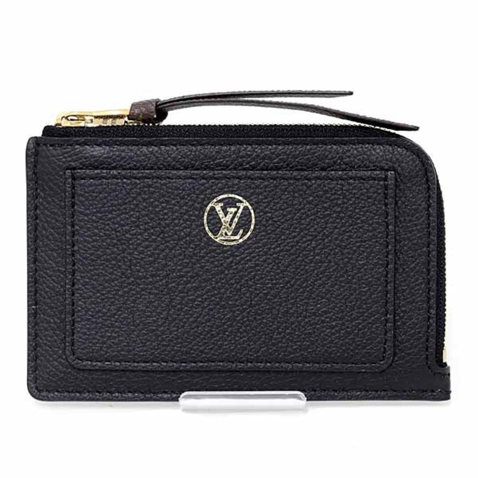 Case card Louis Vuitton: Case card Louis Vuitton Case card Louis Vuitton, made in Spain, features the M14550 model and is designed for women. This black card case measures 8.5cm x 13cm x 1cm and comes with a box and dust bag.