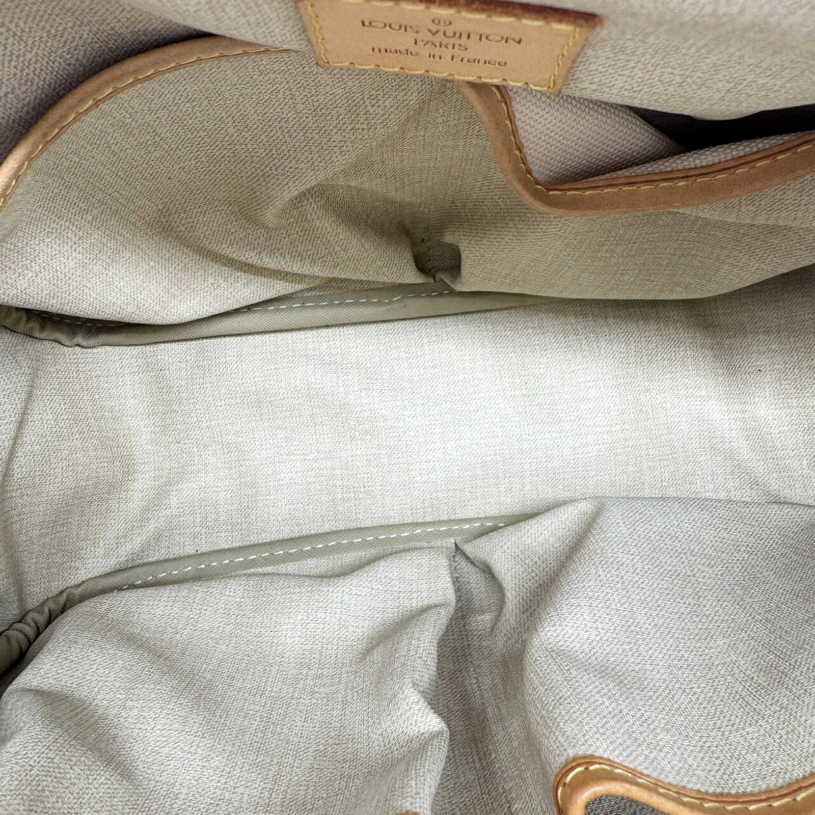 Louis Vuitton Handbag Monogram - 17