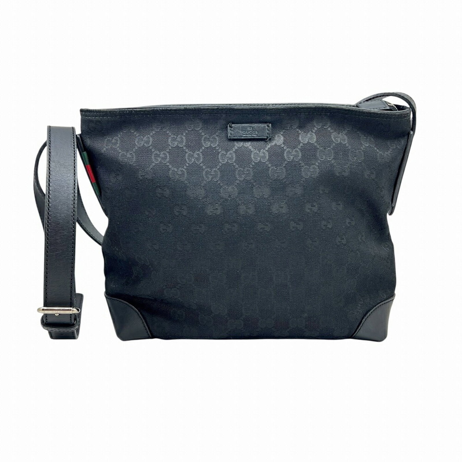 Shoulder Bag Canvas Leather Gucci: Shoulder Bag Canvas Leather Gucci GG canvas and leather come together in a sleek shoulder bag from Gucci, available in black. Measuring 24cm x 32cm x 10cm, it provides a compact carry solution. The