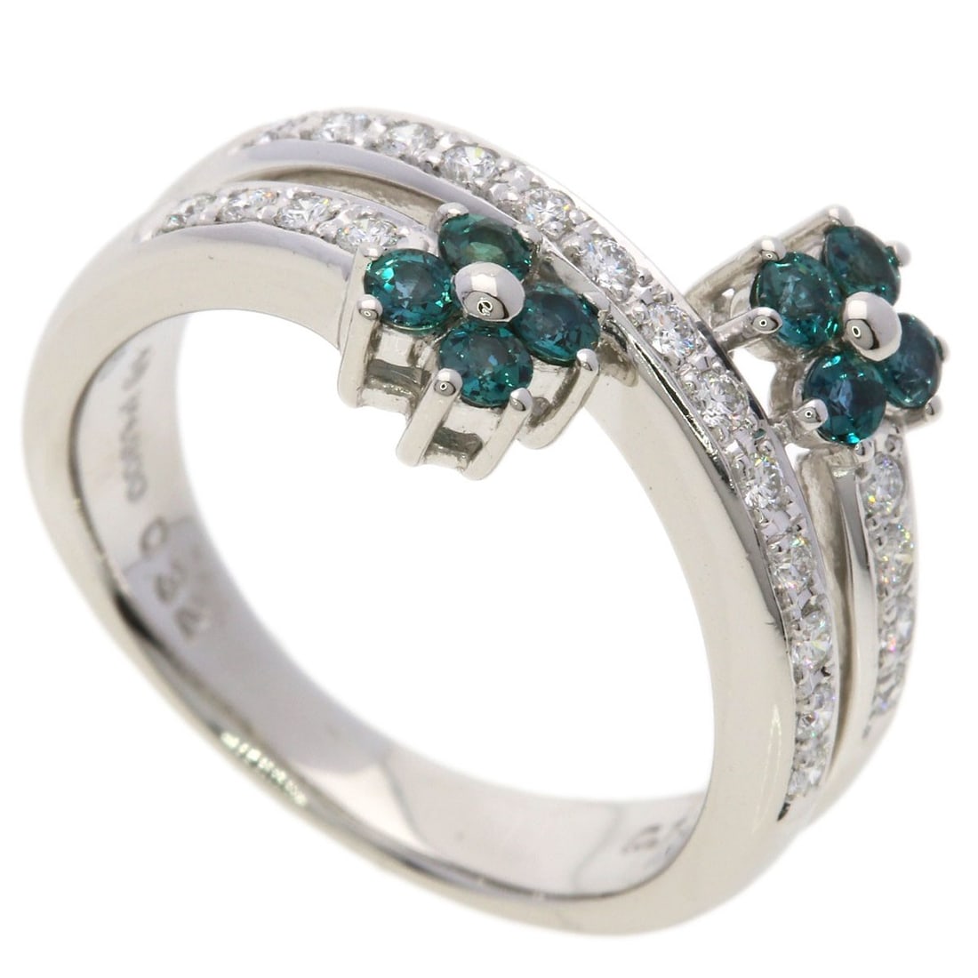 Tasaki Diamond Alexandrite Ring Platinum Pt900: Tasaki Diamond Alexandrite Ring Platinum Pt900 Tasaki Diamond Alexandrite Ring Platinum Pt900 boasts a striking silver-toned platinum design, featuring two diamonds with a total carat weight of AL 0.1