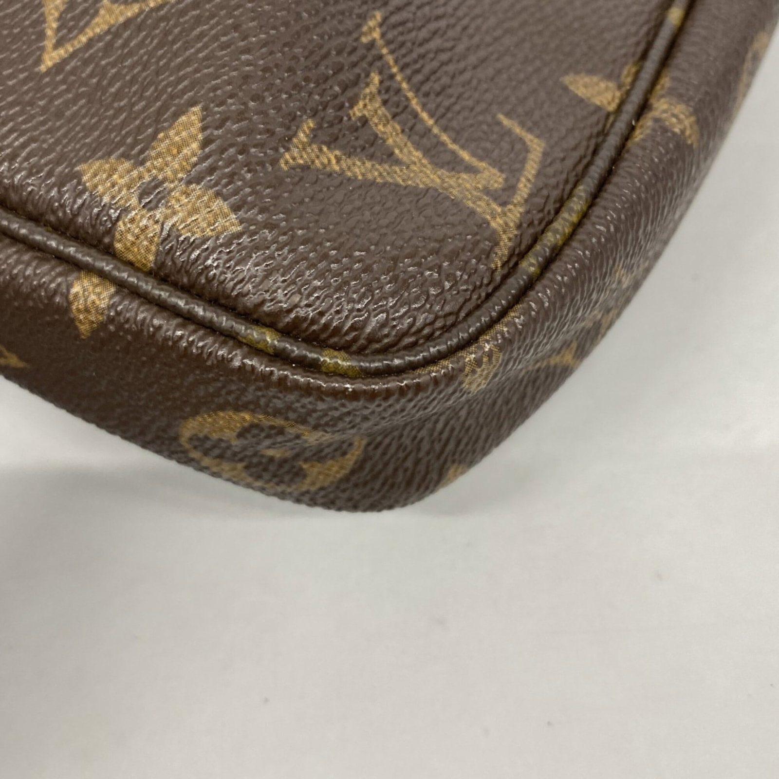 Vuitton Pouch Louis - 8