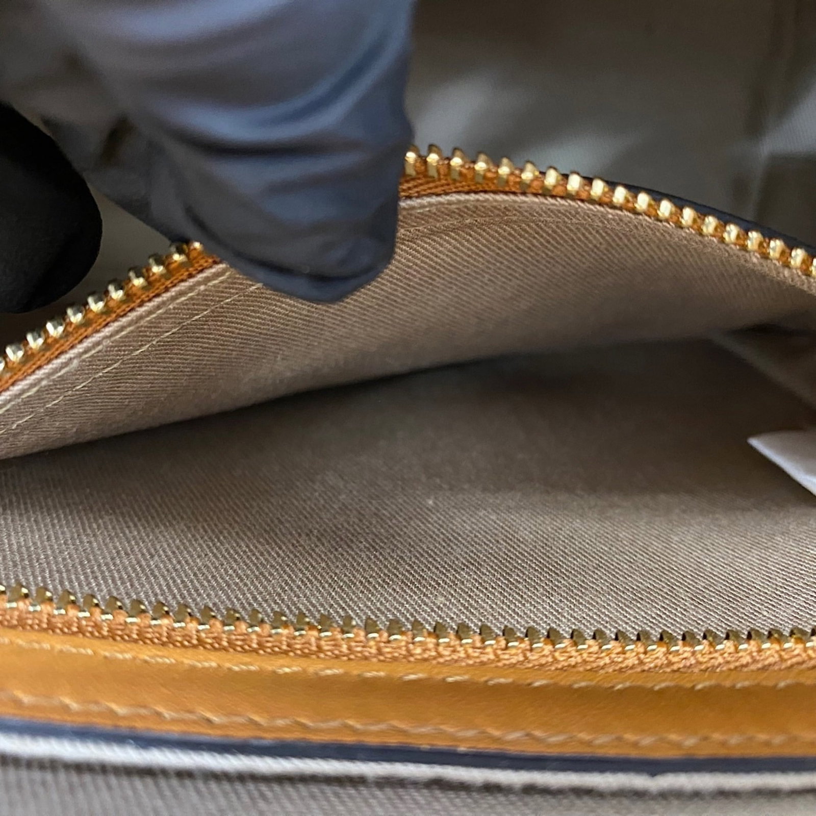 Shoulder bag McM - 15