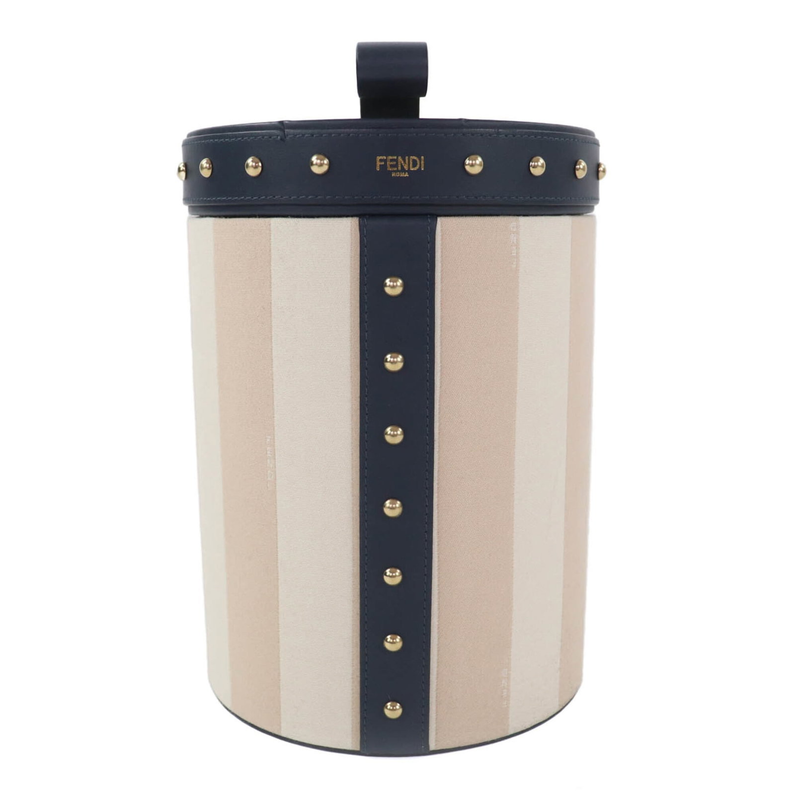 Fendi pouch leather: Fendi pouch leather Fendi pouch leather is made from high-quality materials, with a classic beige and navy color palette. The gold hardware adds a touch of elegance to this stylish accessory. This lux