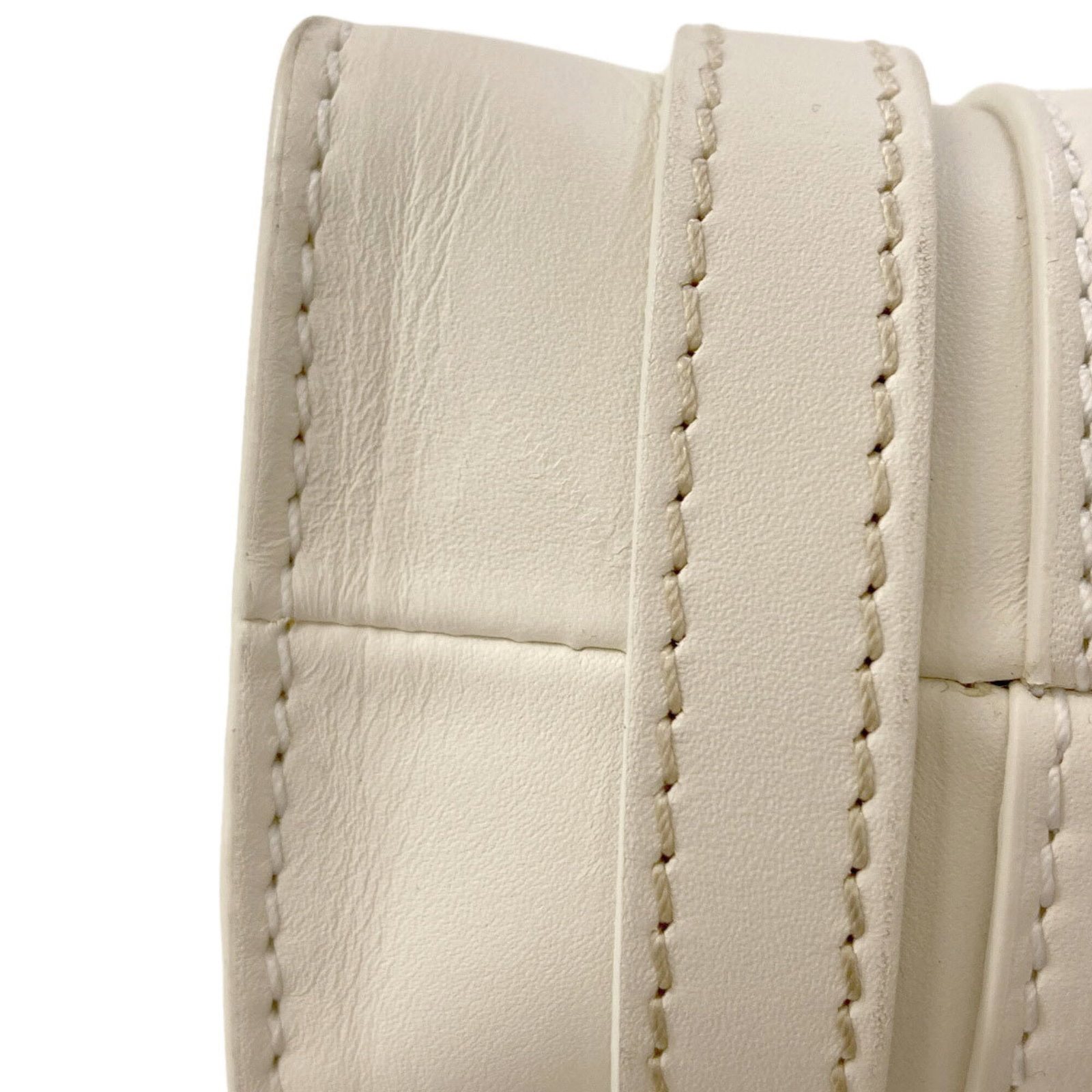 Handbag Leather - 16