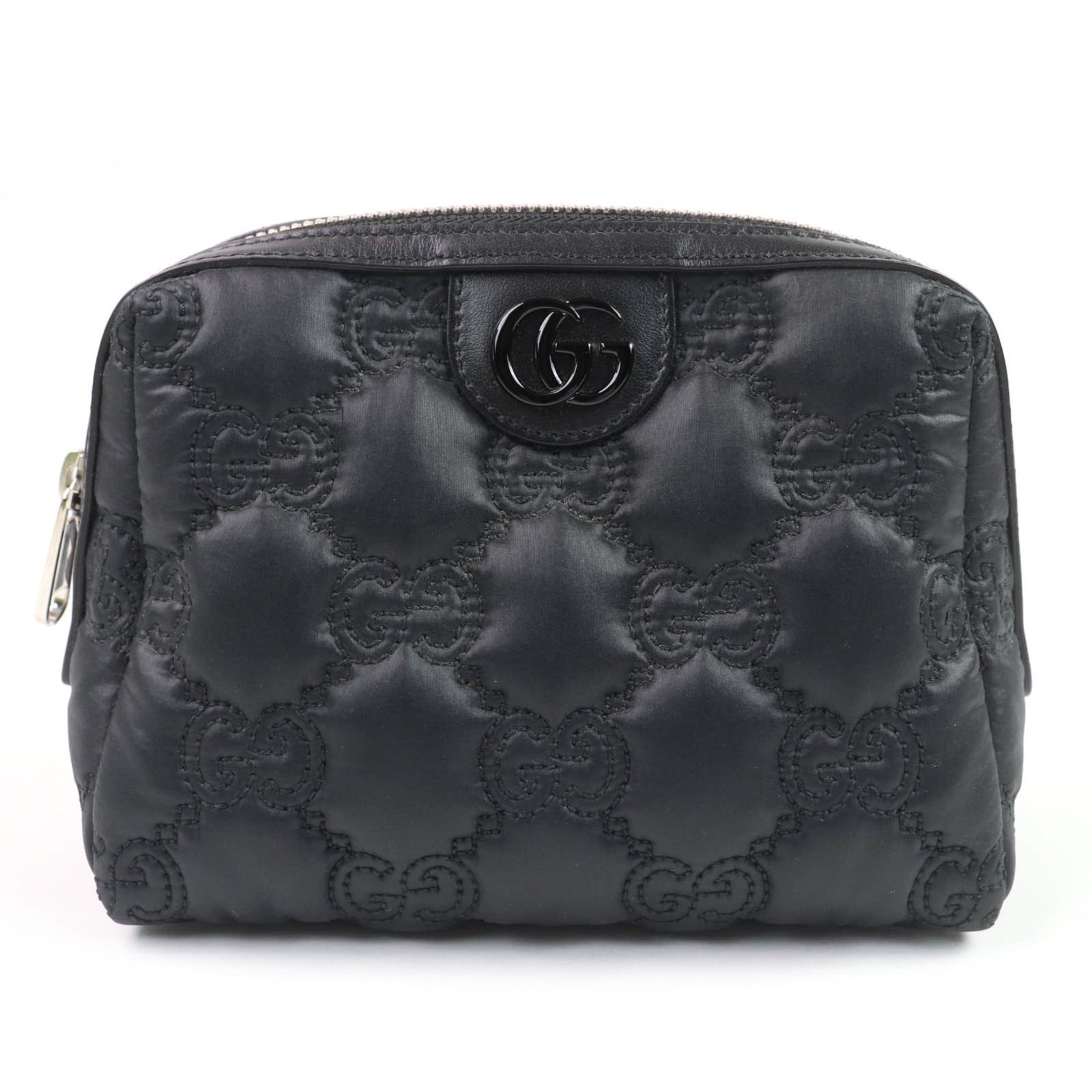 Nylon Pouch Gucci: Nylon Pouch Gucci Nylon Pouch from Gucci, made in Italy with a black and purple color combination. The pouch features a zipper closure and comes with a box and dust bag for storage. Measuring 12cm x
