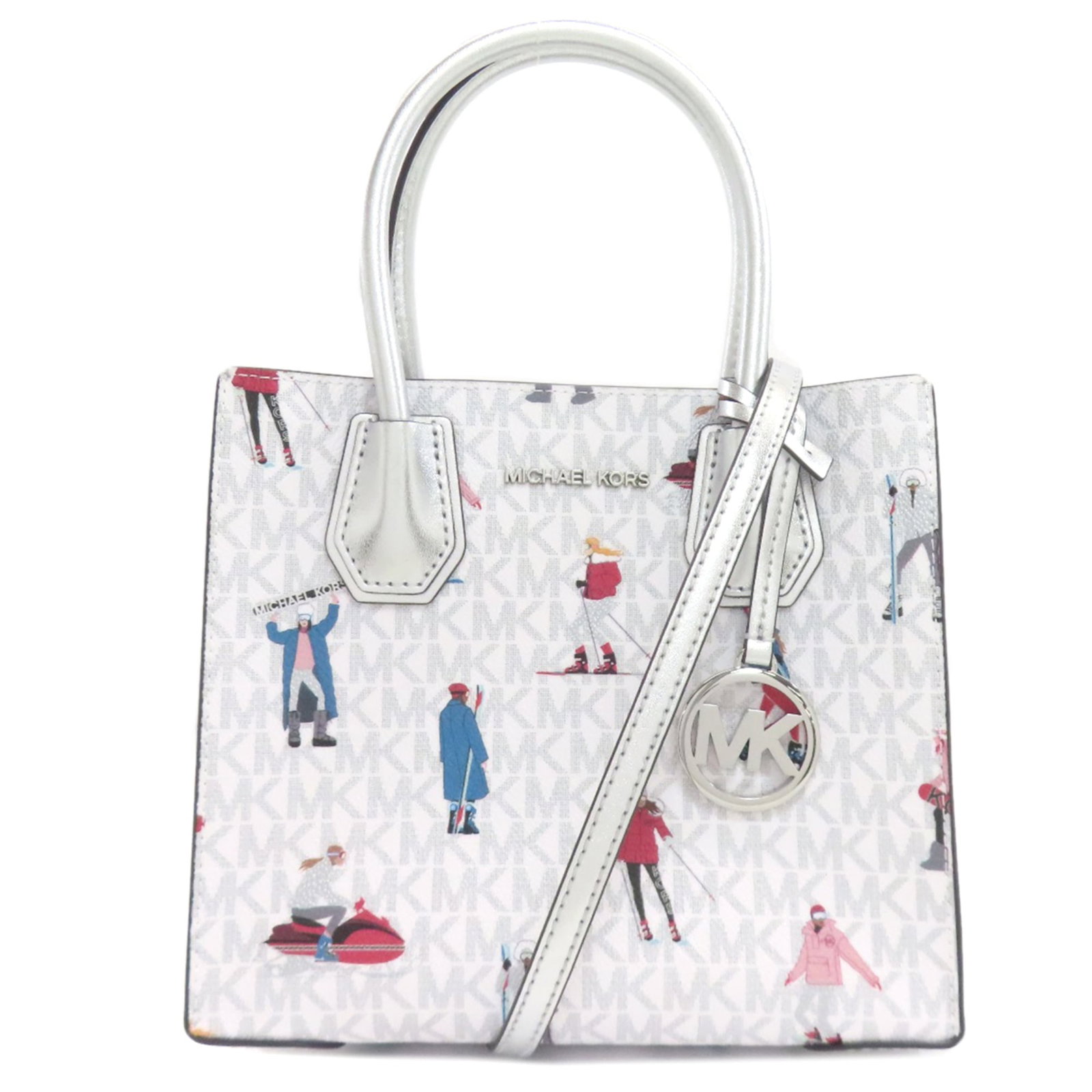 PVC Handbag Michael Kors: PVC Handbag Michael Kors Silver and White PVC Handbag by Michael Kors, measuring 19cm x 22cm x 10.5cm, features a unique design with a strap length of 125cm. This handbag is made from high-quality