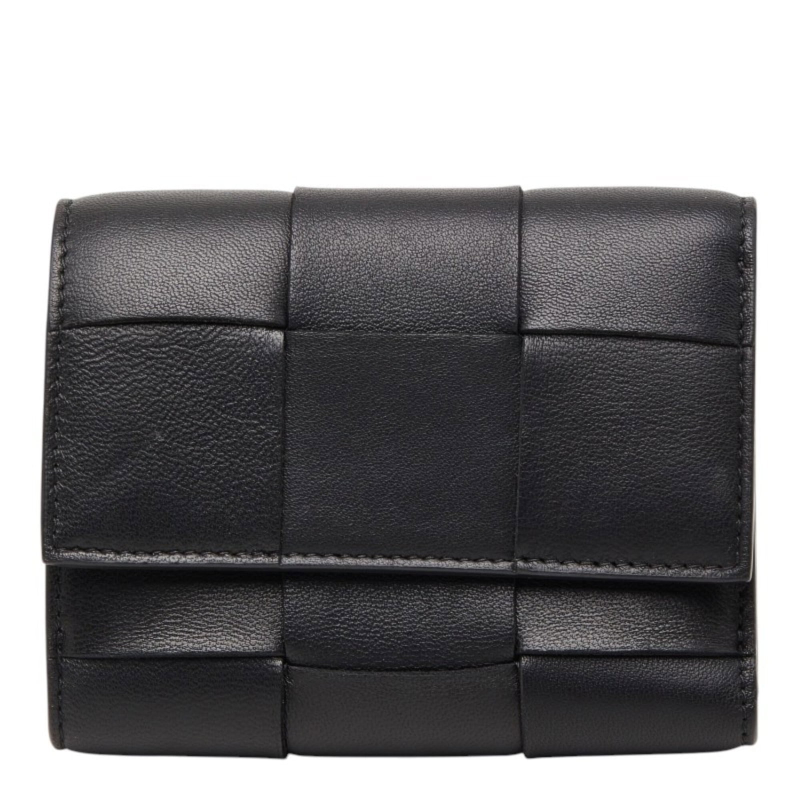 Veneta Wallet Tri Fold Leather: Veneta Wallet Tri Fold Leather Tri-fold leather wallet from Bottega Veneta, featuring black color and sleek design. Measuring 9cm x 11.5cm x 2cm, it offers a compact and stylish way to carry essential