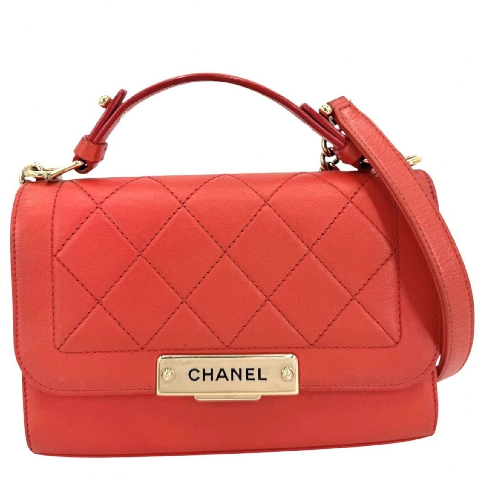 Shoulder Bag Leather Chanel: Shoulder Bag Leather Chanel The Orange Leather Shoulder Bag from Chanel boasts its vibrant orange hue, adding a pop of color to any outfit. Made from high-quality leather, this stylish bag measures