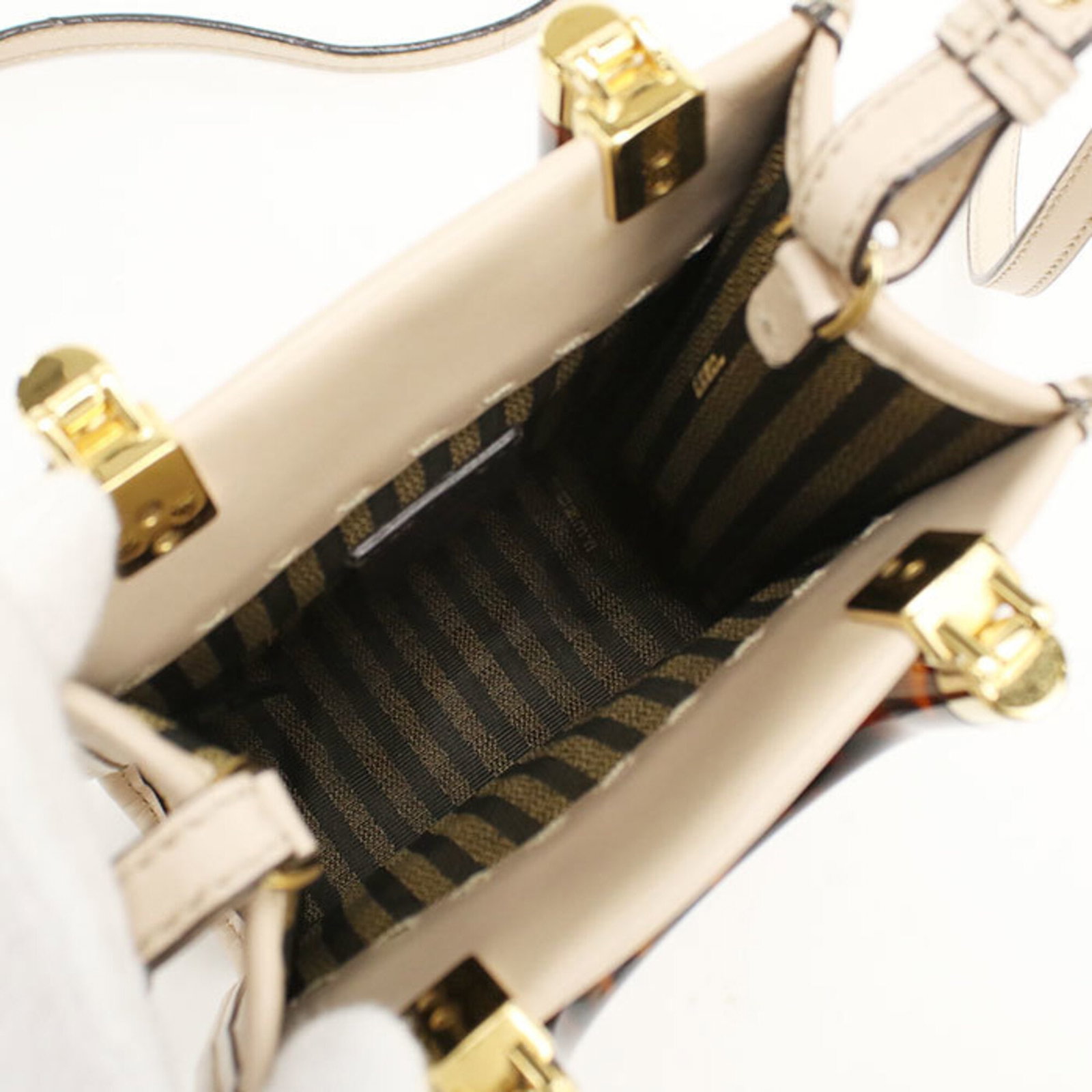 Fendi Handbag Leather - 3
