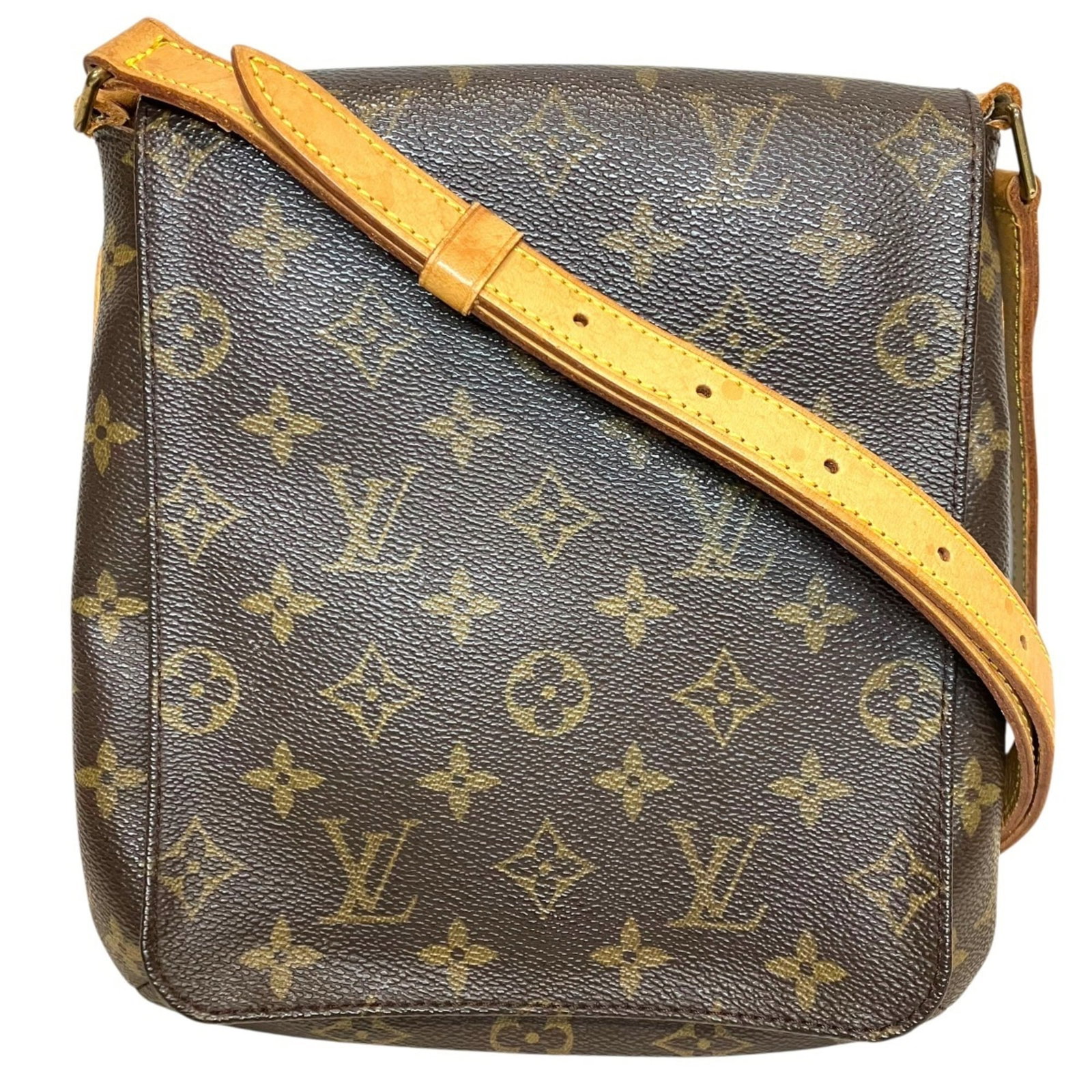 Shoulder bag from Louis Vuitton: Shoulder bag from Louis Vuitton Brown Louis Vuitton shoulder bag with classic design, measuring 23cm x 22cm x 2cm. This stylish bag features a timeless silhouette and premium leather construction. A