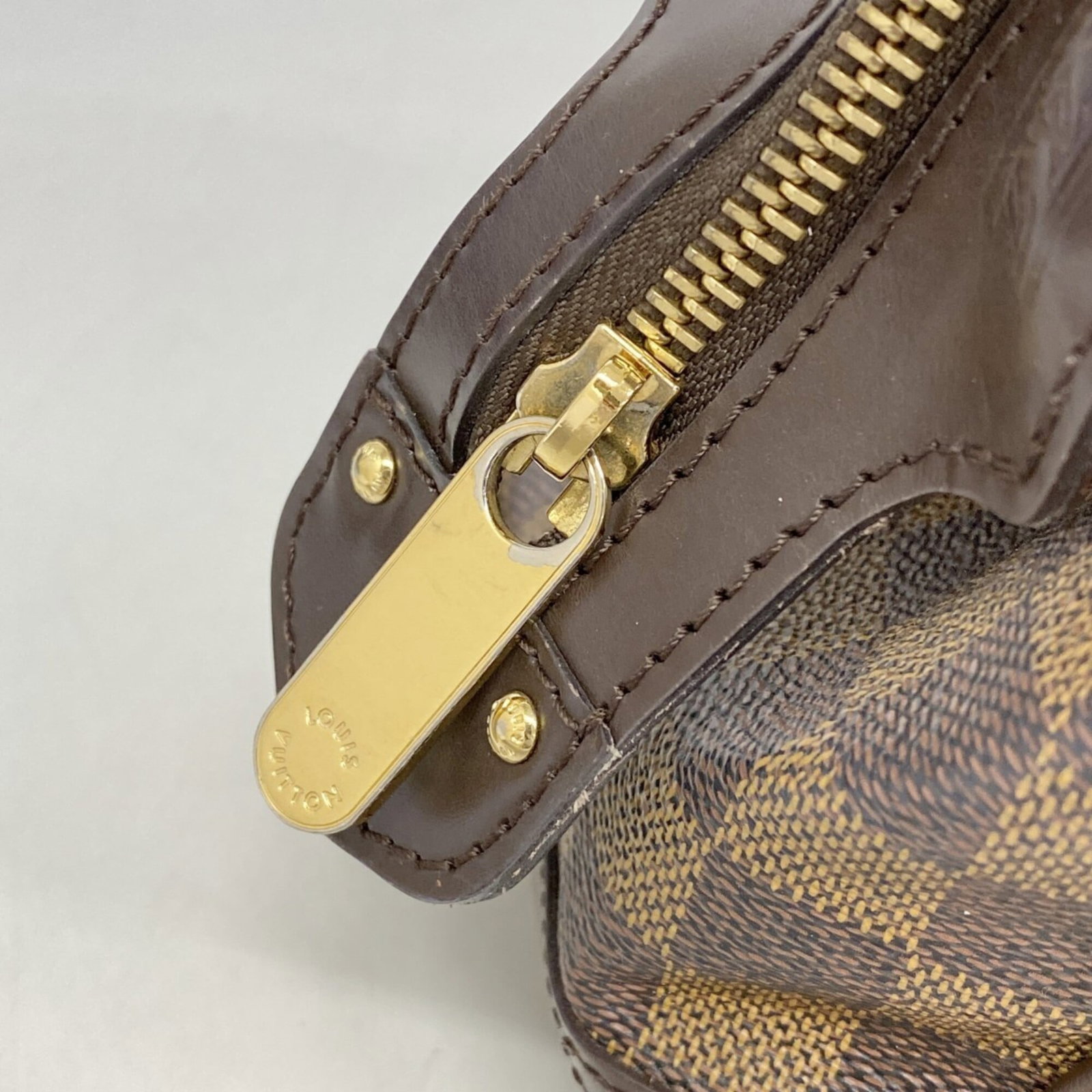 Louis Vuitton Handbag - 10