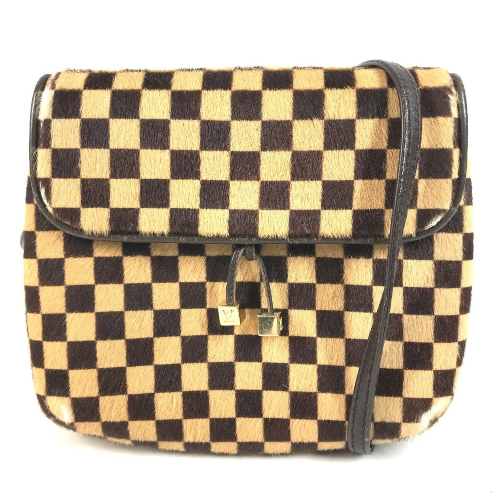 Shoulder Bag Leather Louis Vuitton: Shoulder Bag Leather Louis Vuitton The Louis Vuitton Damier Sauvage Shoulder Bag features high-quality leather construction, with its signature harako trim adding an elegant touch. Measuring 13cm x