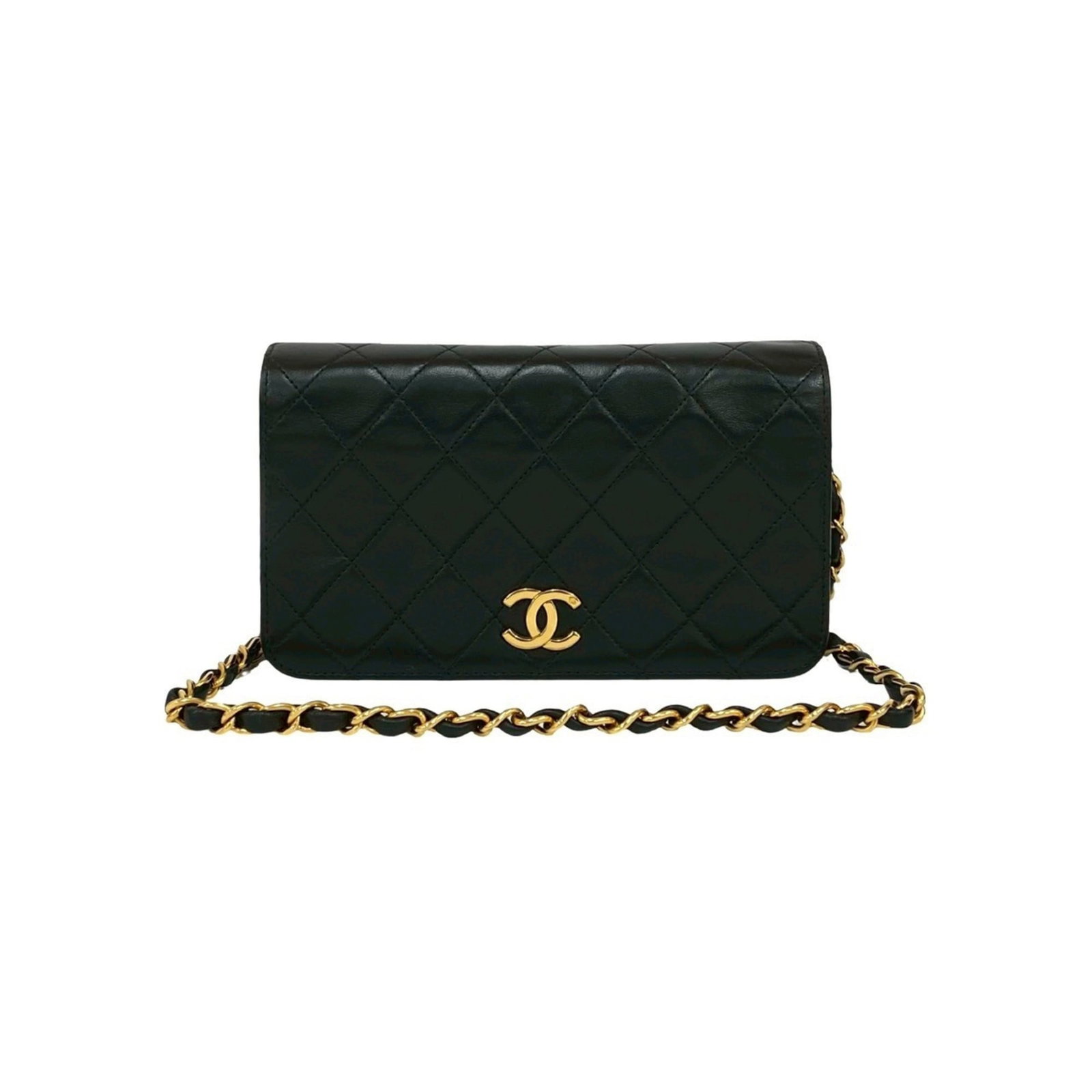 Shoulder Bag Pochette Leather Chanel: Shoulder Bag Pochette Leather Chanel Black Lambskin Leather Pochette Shoulder Bag from Chanel, measuring 11cm x 19cm x 4cm. This stylish and compact bag features high-quality lambskin leather