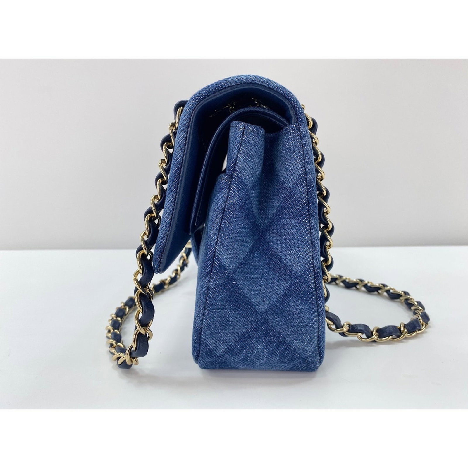 Shoulder Bag by Chanel - 4