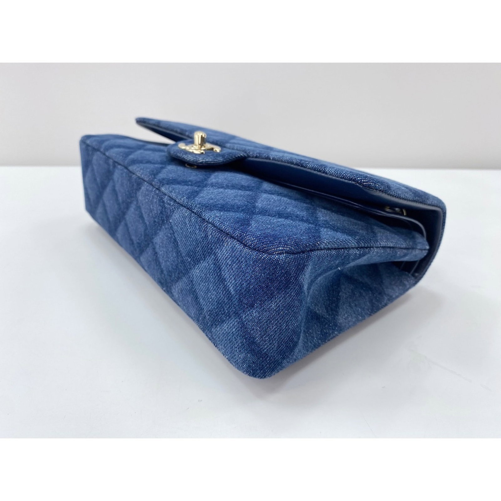Shoulder Bag by Chanel - 8