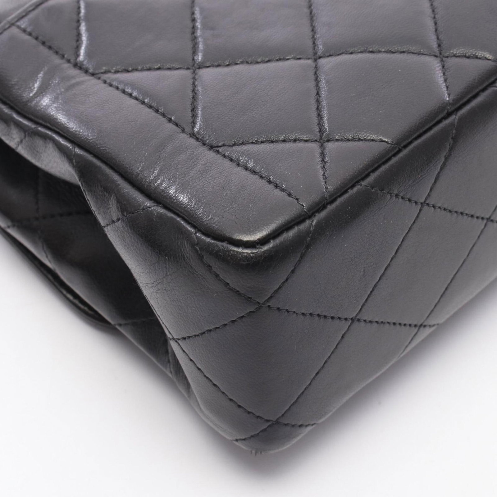 Leather Handbag Chanel - 12