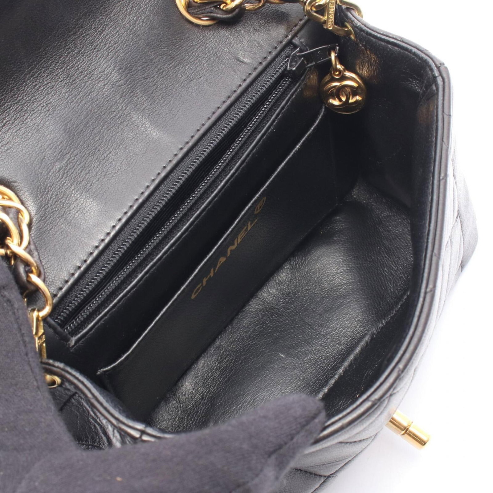 Leather Handbag Chanel - 3