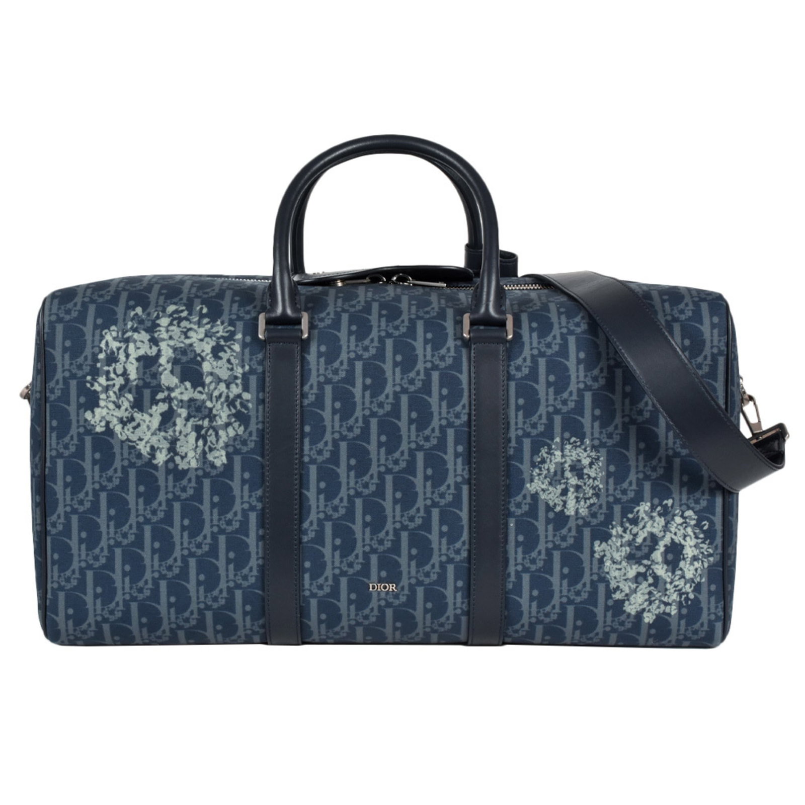 Christian Dior Boston Bag of Cotton Denim Leather: Christian Dior Boston Bag of Cotton Denim Leather Navy blue Christian Dior Boston bag made from leather, cotton, and denim. This stylish tote features a zipper closure, measuring 26cm x 50cm x 22cm, w