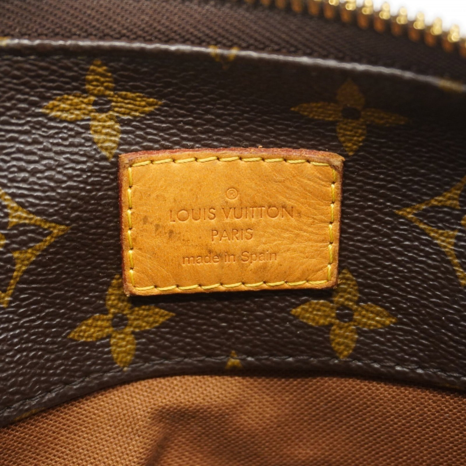 Louis Vuitton Handbag - 5