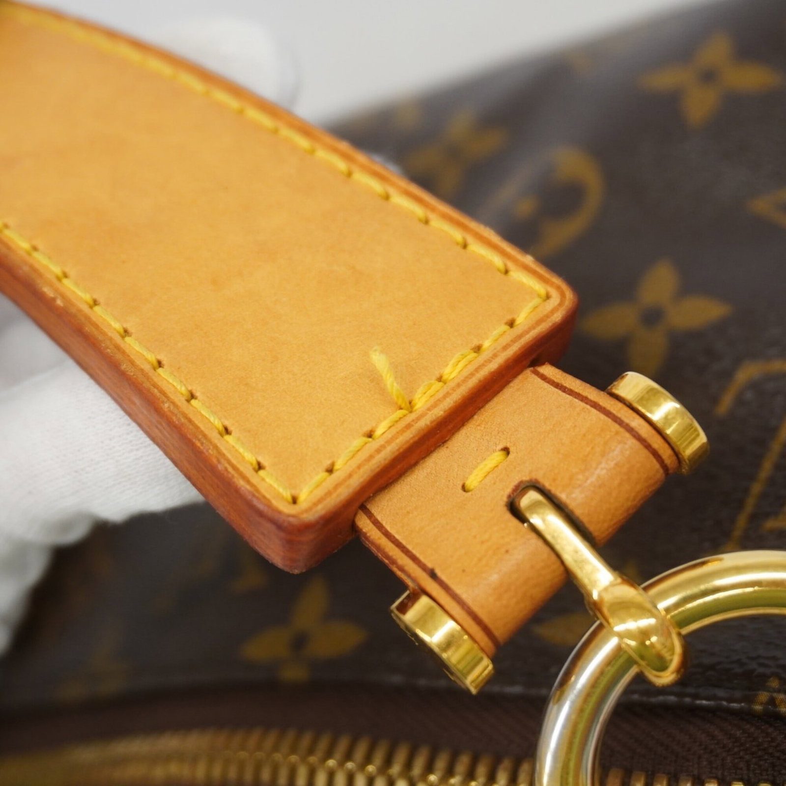 Louis Vuitton Handbag - 9