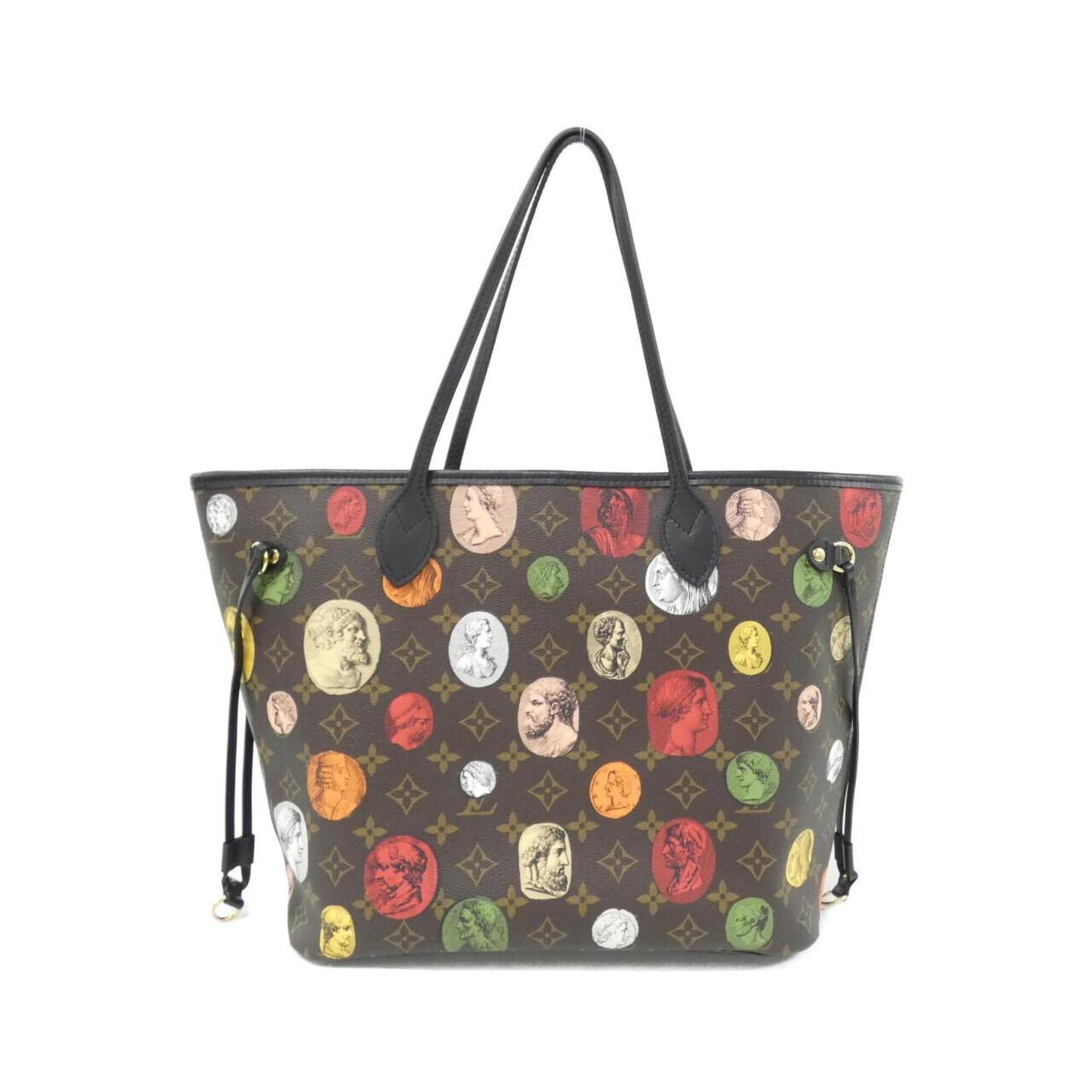 Canvas Coated Louis Vuitton Handbag: Canvas Coated Louis Vuitton Handbag Canvas Coated Louis Vuitton Handbag - A Timeless Brown Classic. This M45923 handbag features coated canvas material, measuring 29cm x 47cm x 16cm, and boasts a