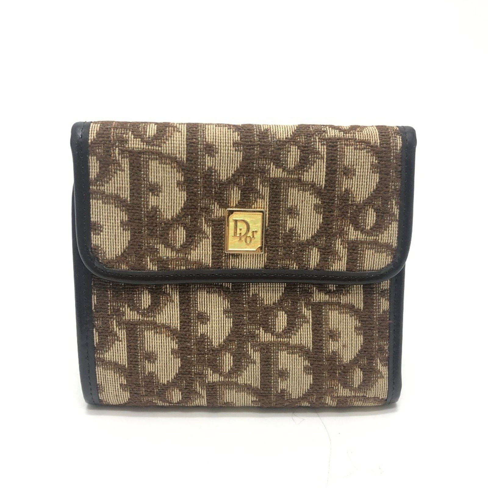 Christian Dior Wallet (Tri-Fold) Trotter: Christian Dior Wallet (Tri-Fold) Trotter Tri-fold Trotter wallet from Christian Dior, crafted in France with high-quality materials. This classic design features a timeless brown color and precise dim