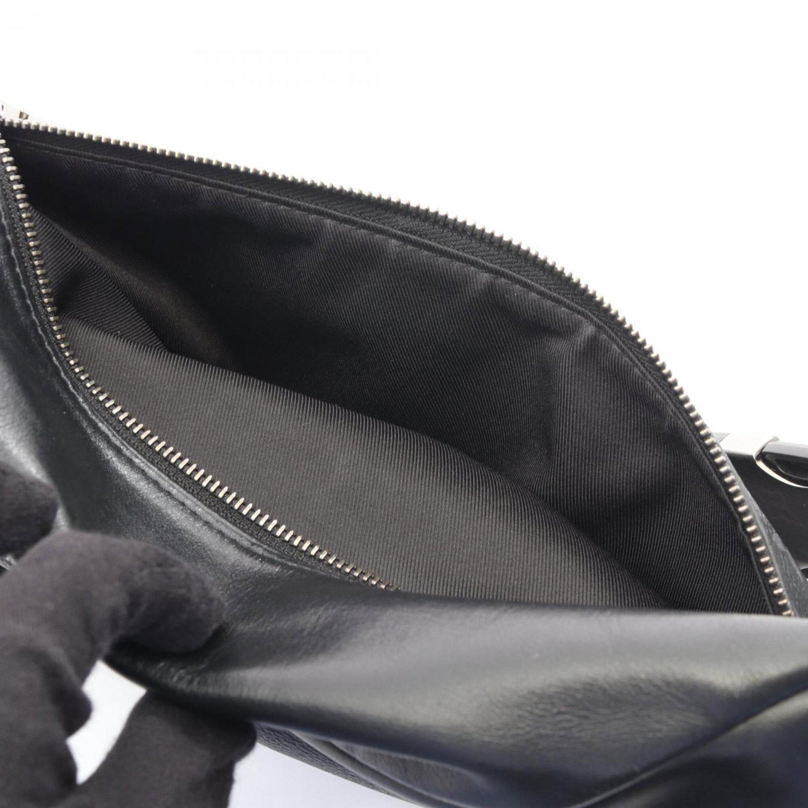Fanny Pack Eclipse Monogram Louis Vuitton - 9