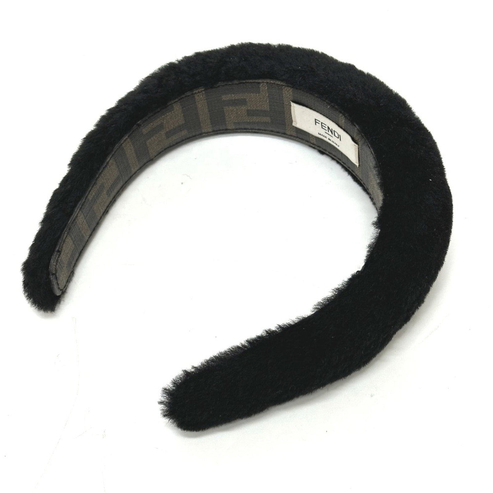 Fendi Other: Fendi Other Fendi Other is a sleek black accessory, measuring W4cm/W1.6inch in size. This compact item bears a signature and is made from an unspecified material. Its understated design makes it a sub