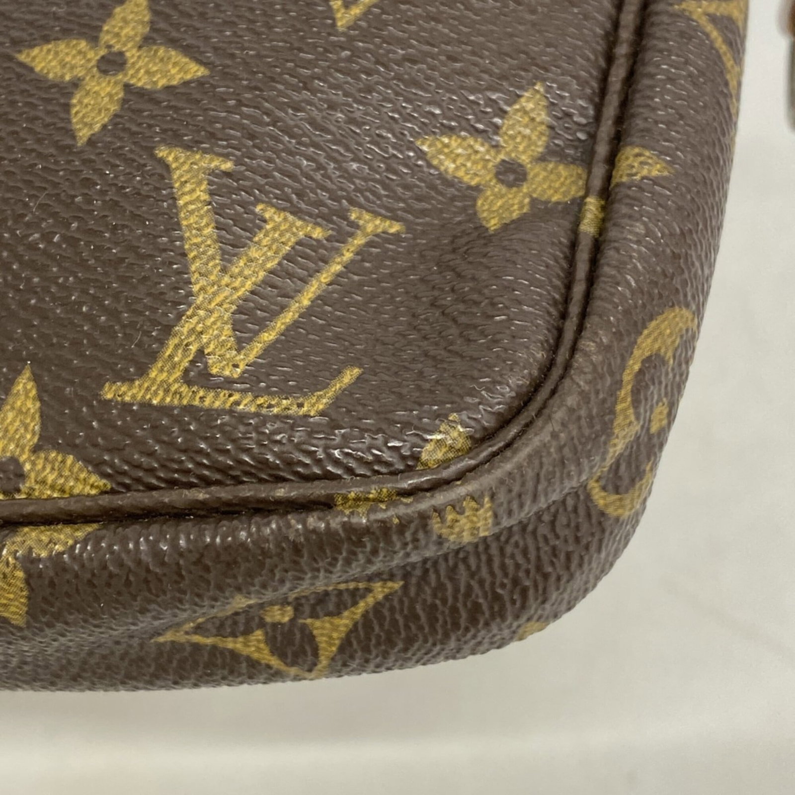 Vuitton Pouch Louis - 5
