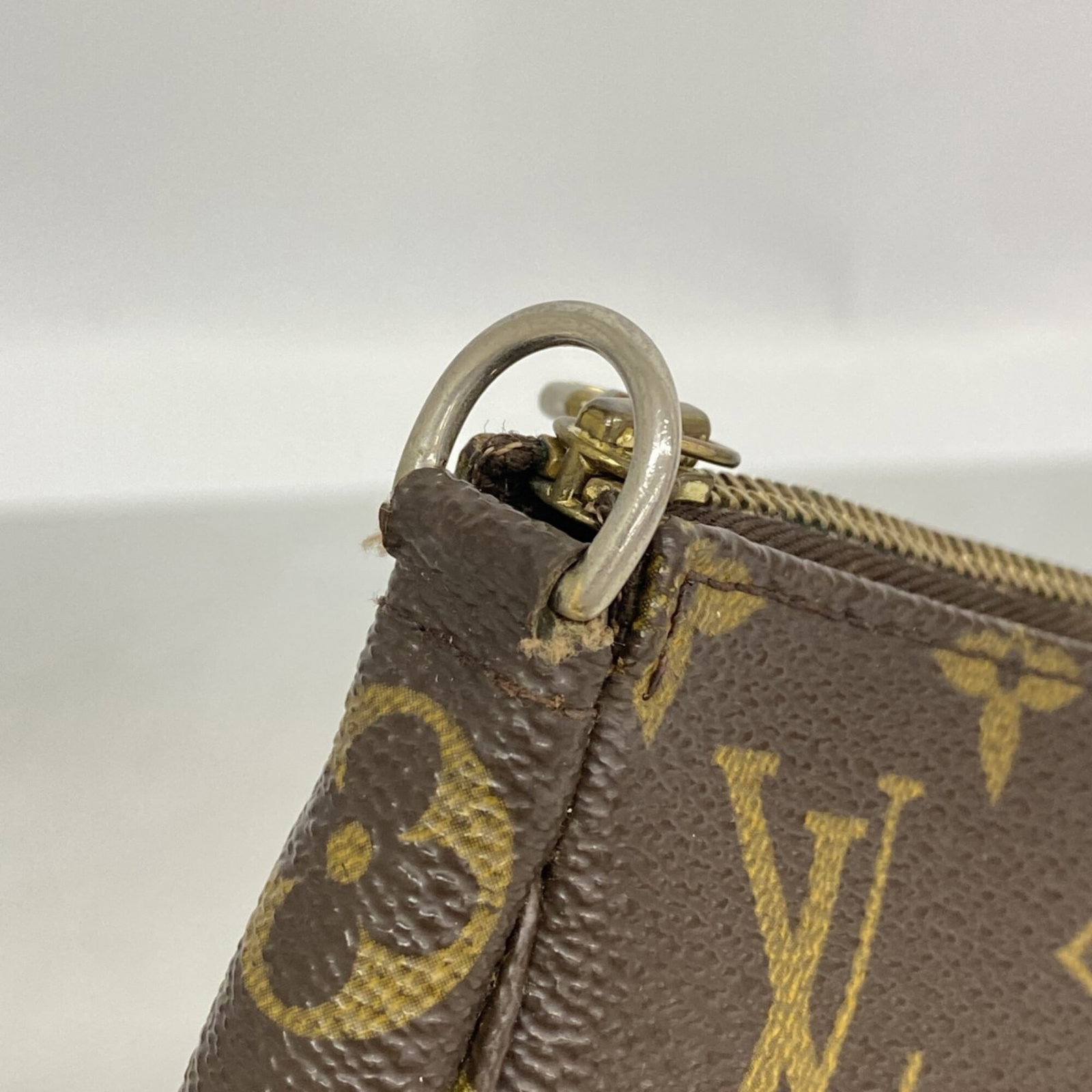 Vuitton Pouch Louis - 6