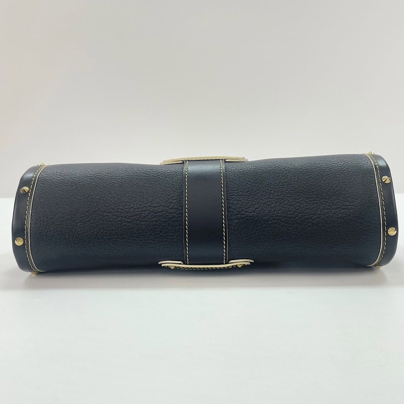 Louis Vuitton Handbag - 7