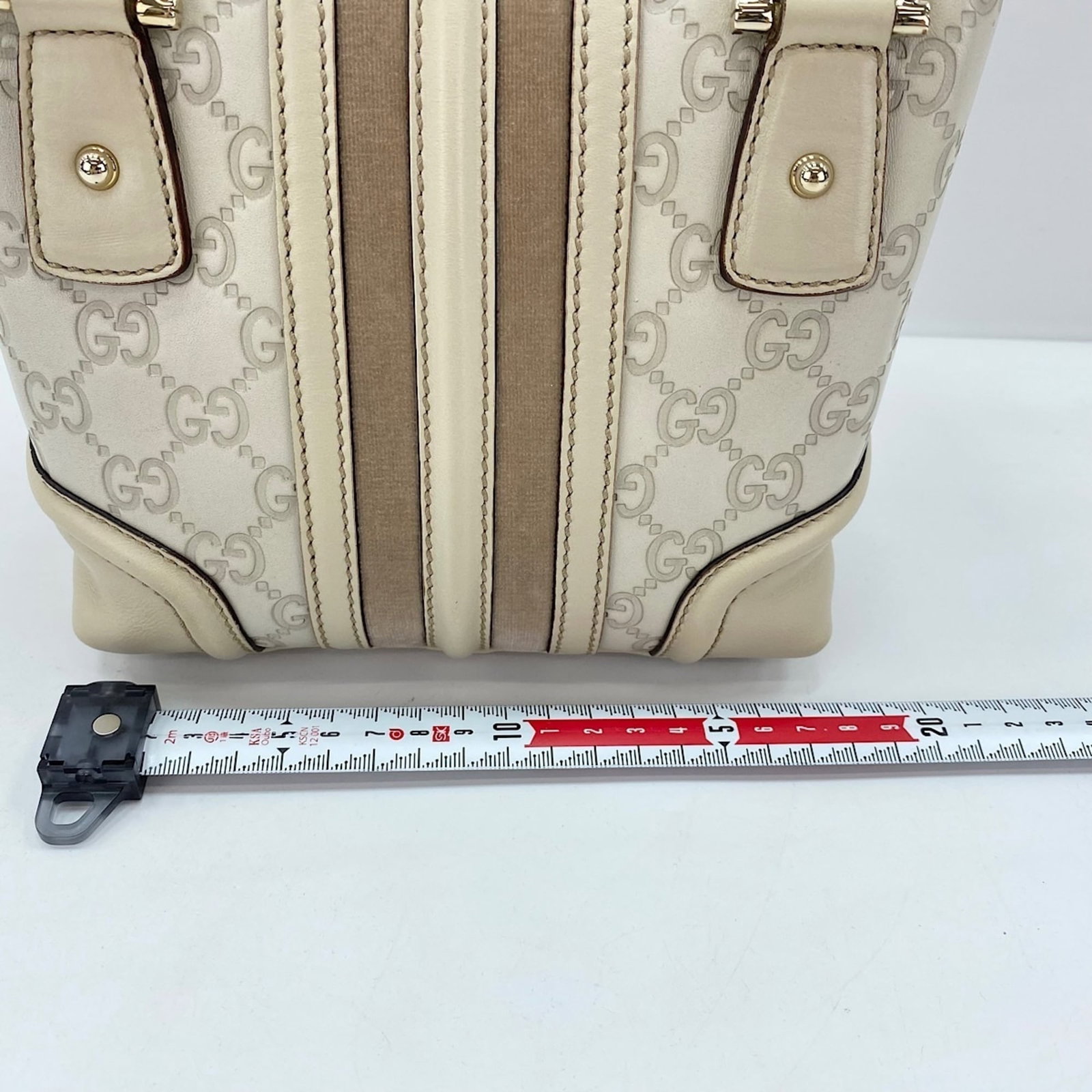 Handbag by Gucci - 4