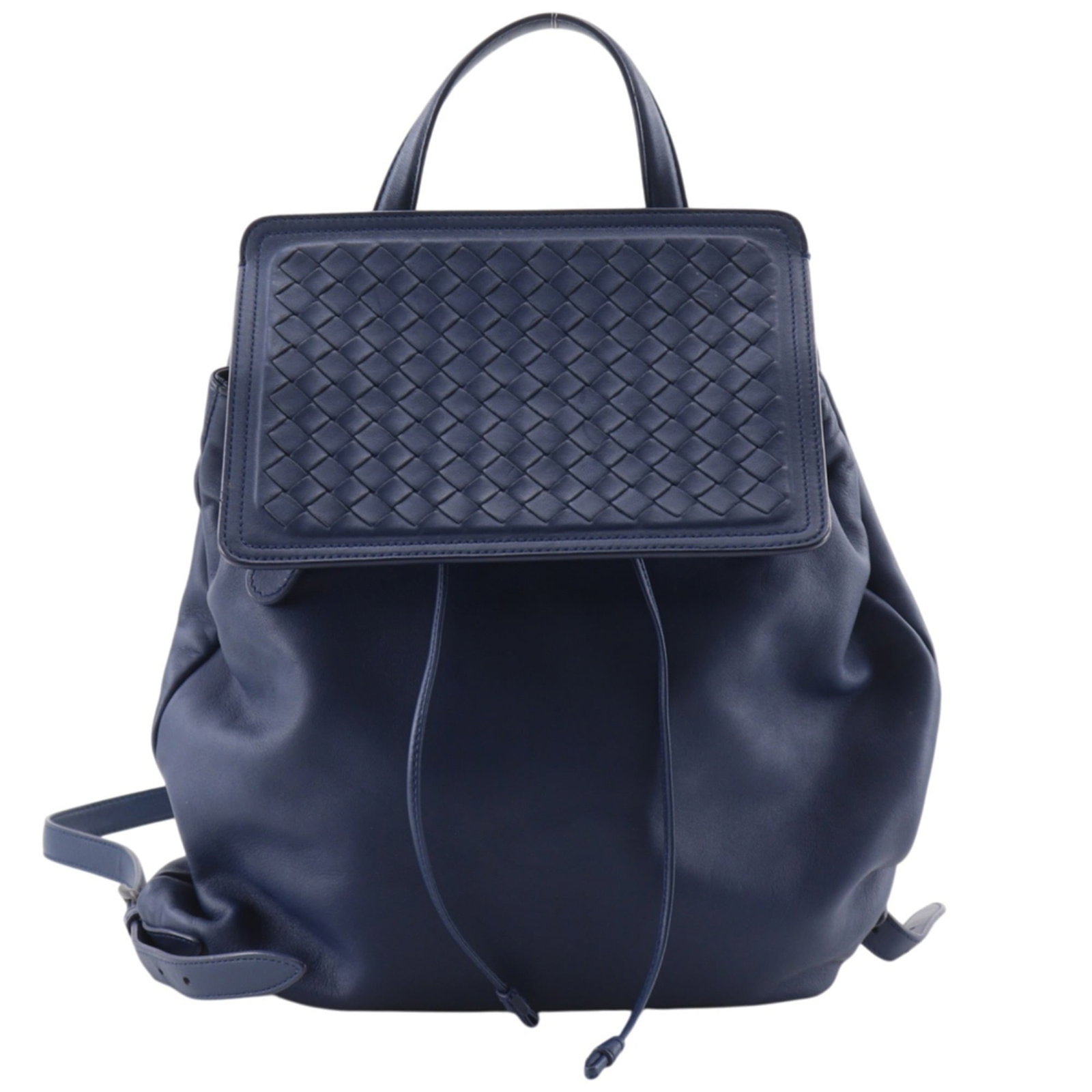 Bottega Veneta Backpack Leather: Bottega Veneta Backpack Leather Bottega Veneta's iconic Intrecciato backpack is crafted from rich, supple calfskin leather in a stunning blue hue. Measuring just 32cm x 32cm x 7cm, this stylish tote