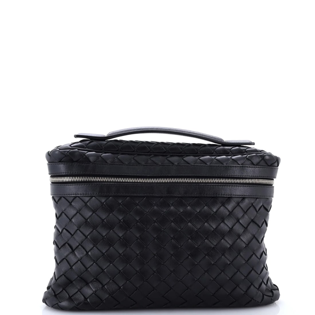 Bottega Veneta Vanity Case Intrecciato Leather: Bottega Veneta Vanity Case Intrecciato Leather The Bottega Veneta Vanity Case Intrecciato Leather boasts its signature Intrecciato weave pattern, characteristic of the brand's iconic style. This black