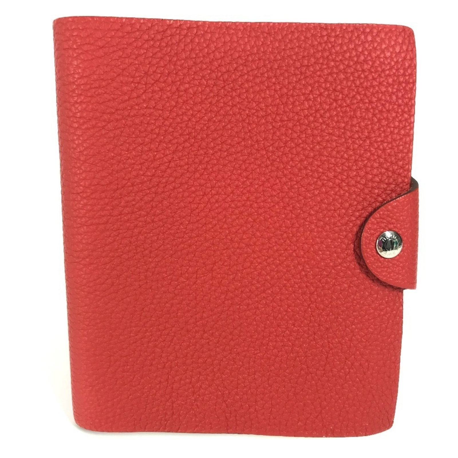 Hermes Women's Red Stationery Notebook Pad Memo Cover Togo Ulysse Pm: Hermes Women's Red Stationery Notebook Pad Memo Cover Togo Ulysse Pm Togo leather covers a vibrant red stationery notebook pad, adding a pop of color to your writing space. This compact notebook measu