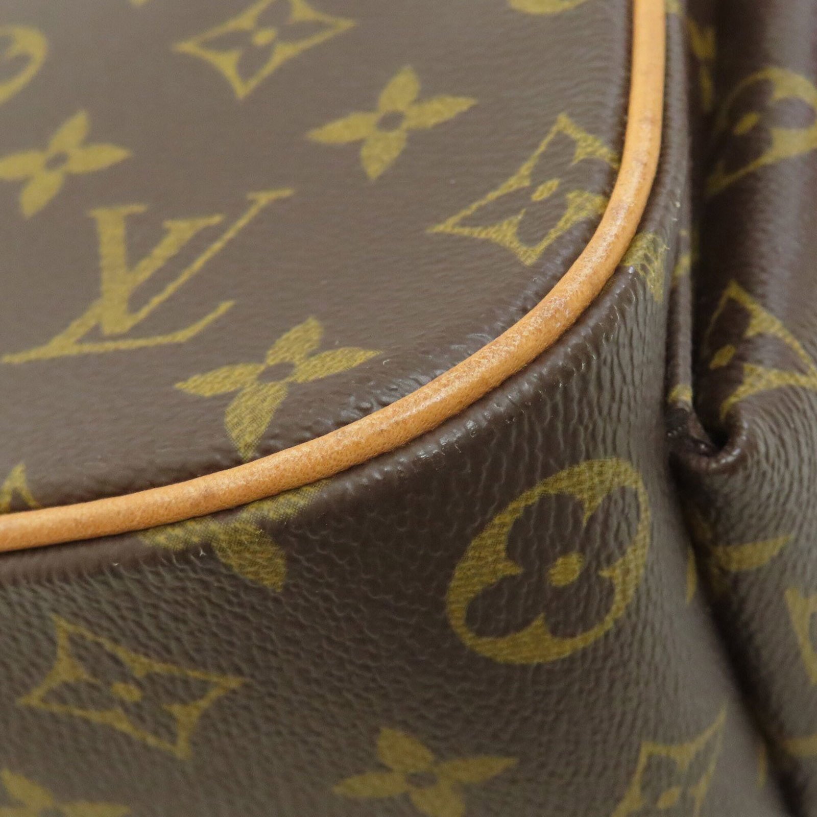 Louis Vuitton Handbag Monogram - 16