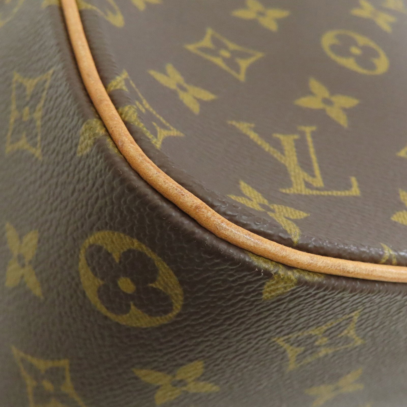 Louis Vuitton Handbag Monogram - 17