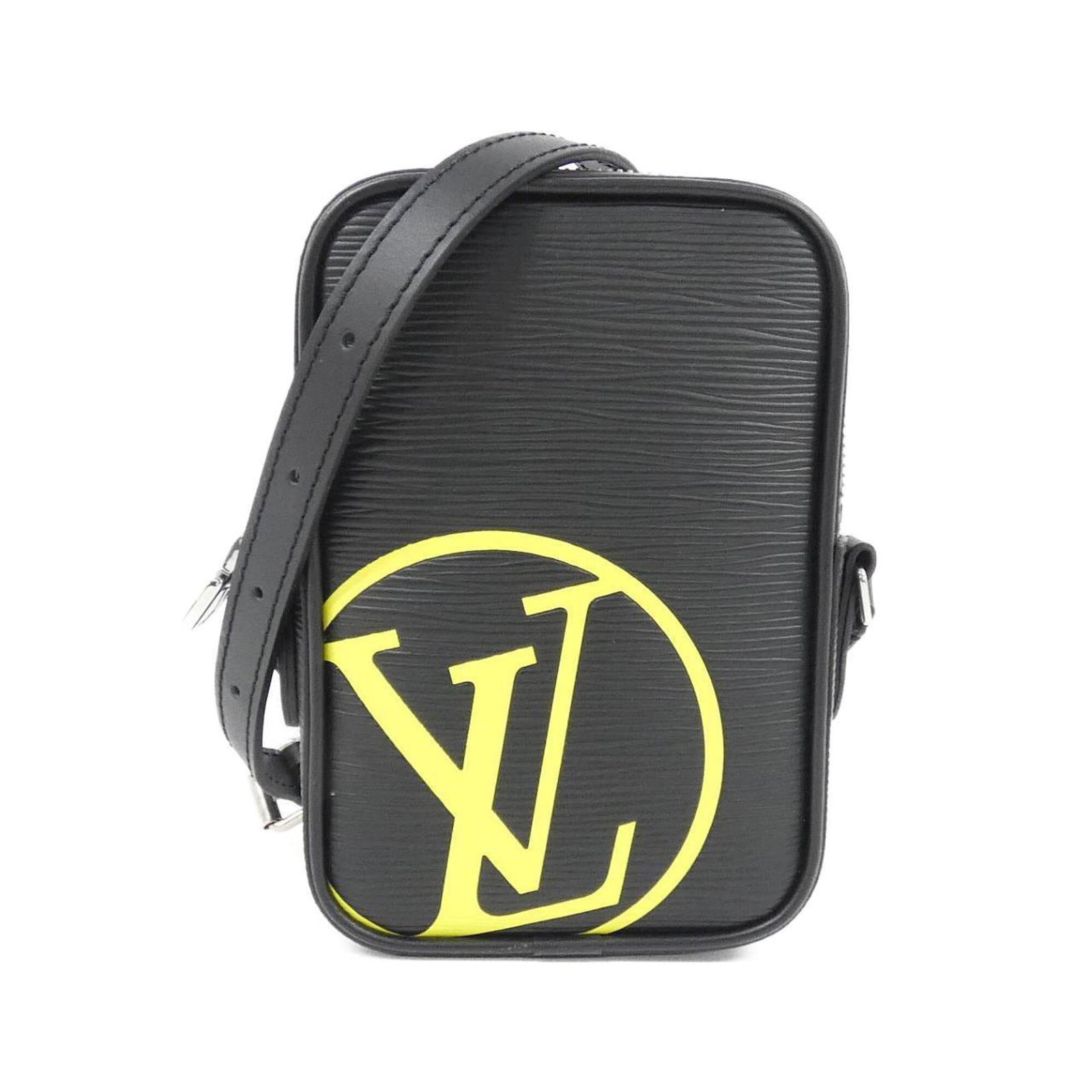 Shoulder Bag Leather Louis Vuitton: Shoulder Bag Leather Louis Vuitton The Louis Vuitton MPN M55120 Shoulder Bag features high-quality calf leather in black and silver hardware, with a sleek design that exudes timeless elegance.