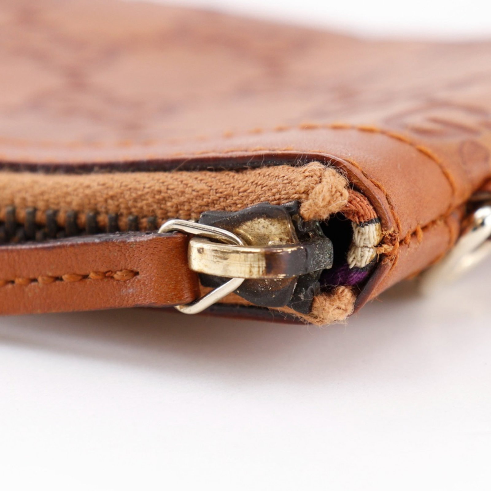 Gucci pouch leather - 10