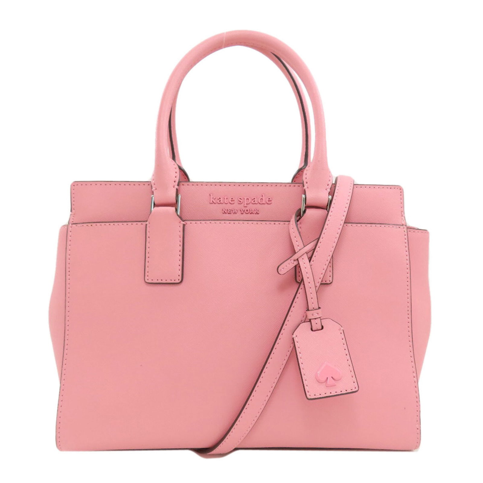 Spade Handbag Kate Pvc: Spade Handbag Kate Pvc Pink PVC Kate Spade handbag with a unique design, measuring 20.5cm x 27cm x 13.5cm, featuring a signature. The bag's material and color make it a distinctive accessory for