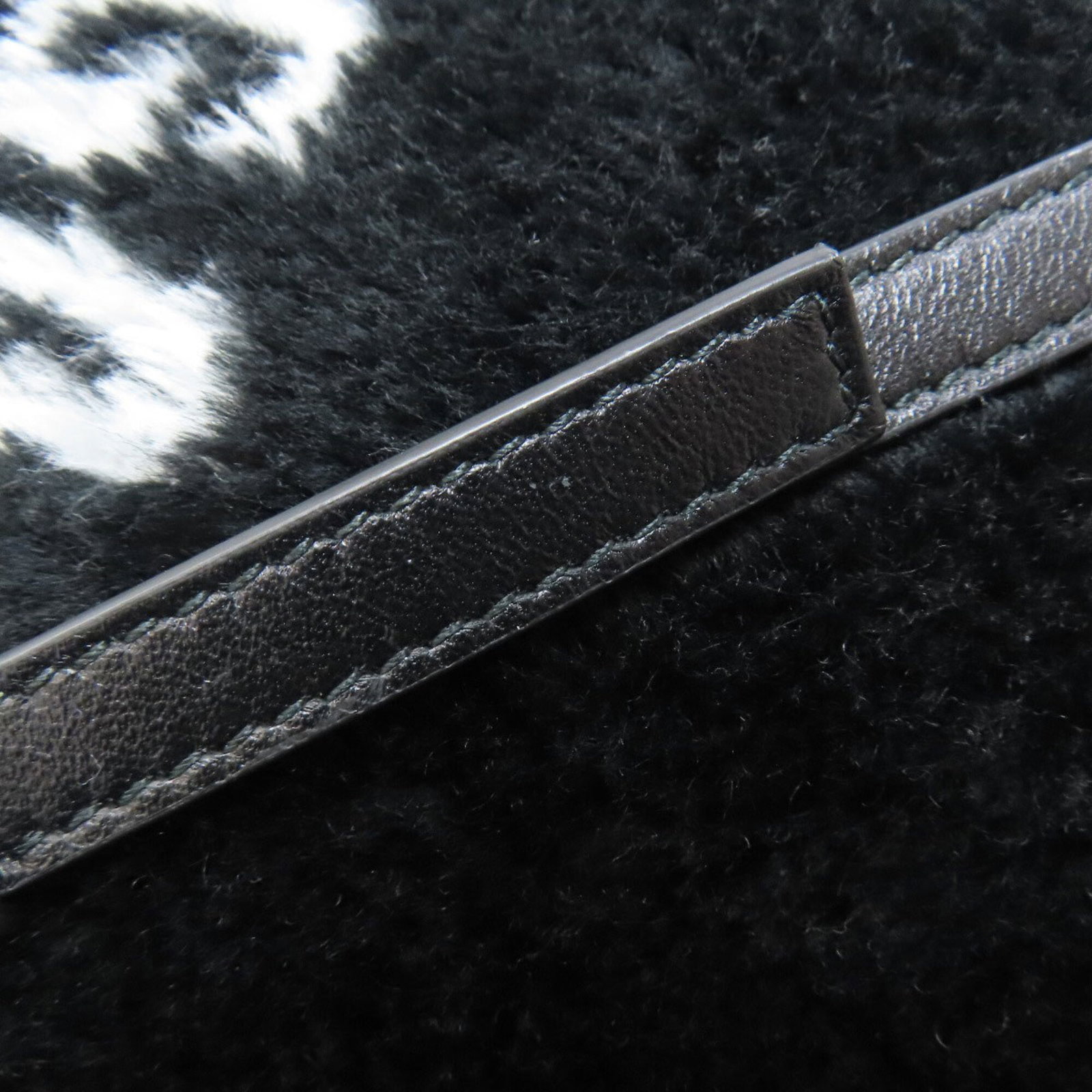 Handbag Fur - 14