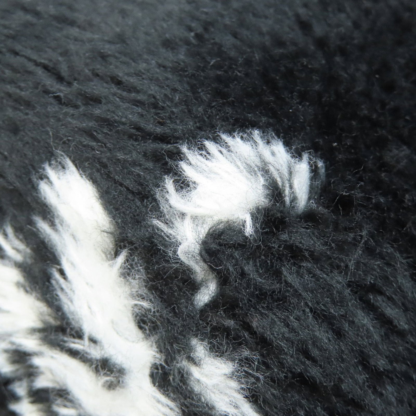 Handbag Fur - 16