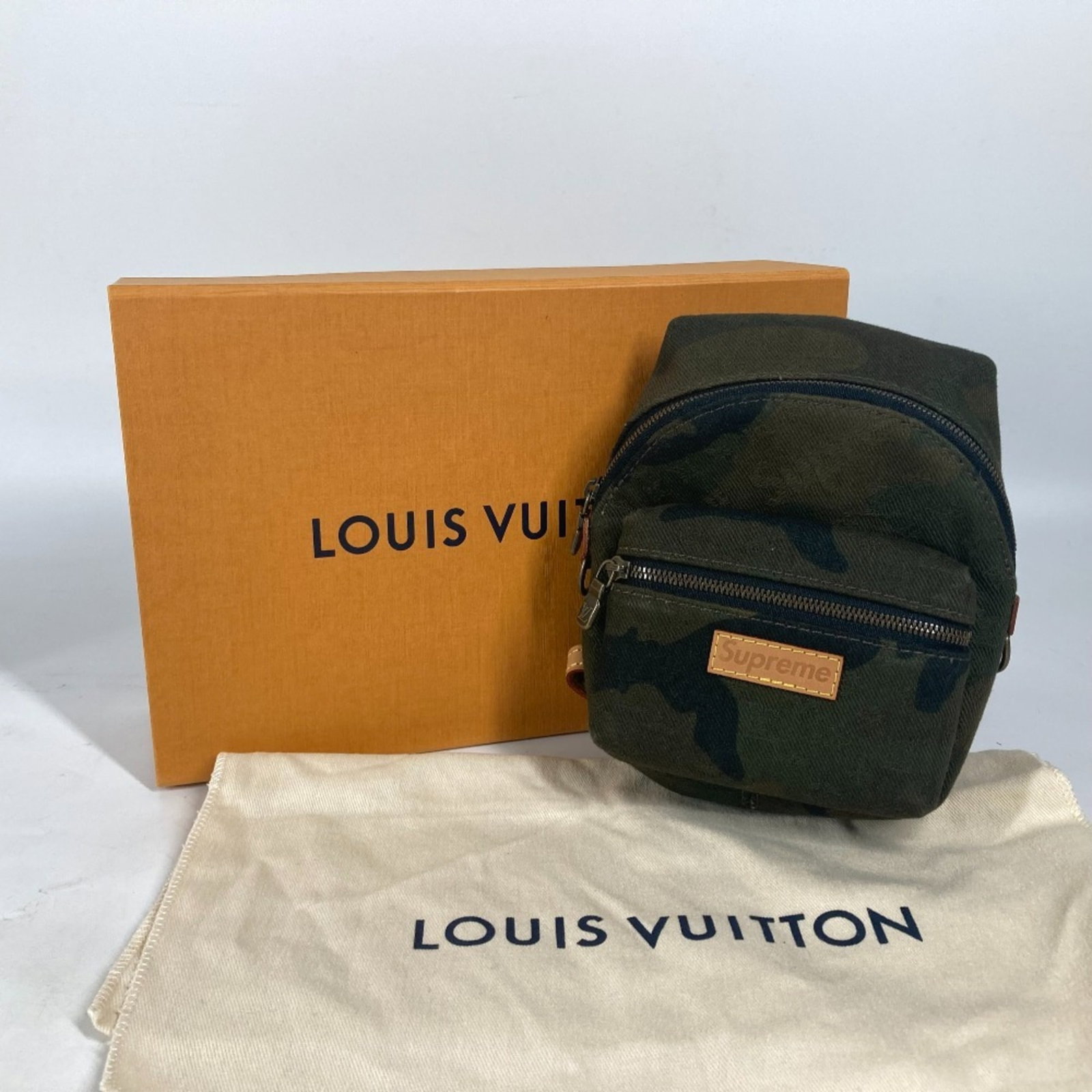 Canvas Louis Vuitton Backpack - 16