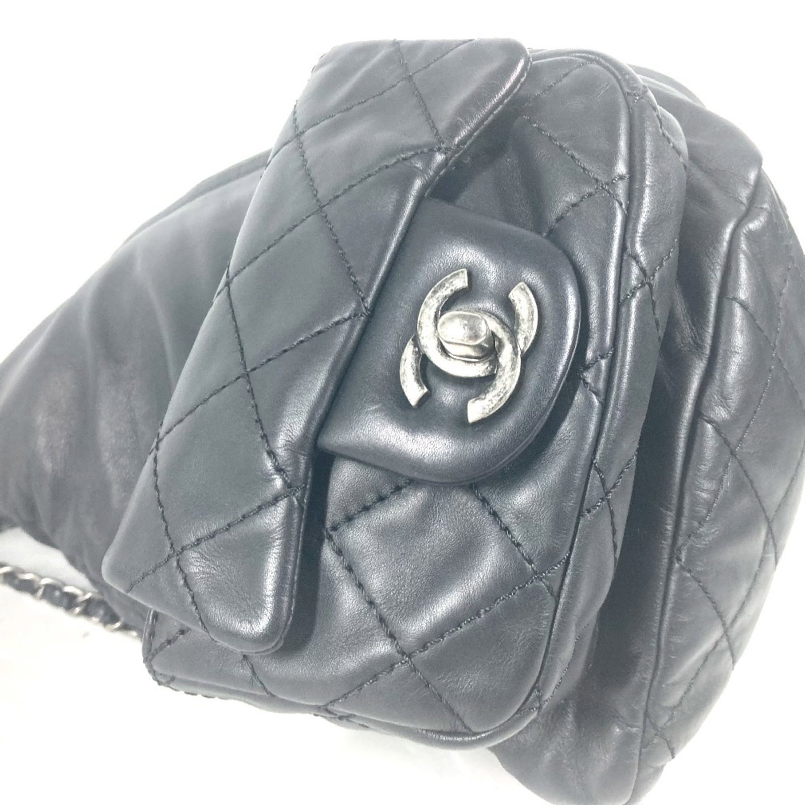 Chanel leather backpack - 6
