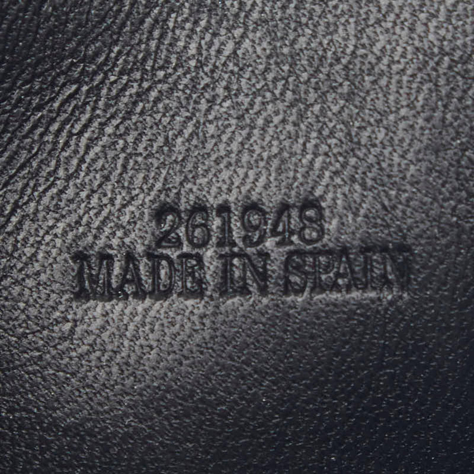 Card case leather from Loewe - 8