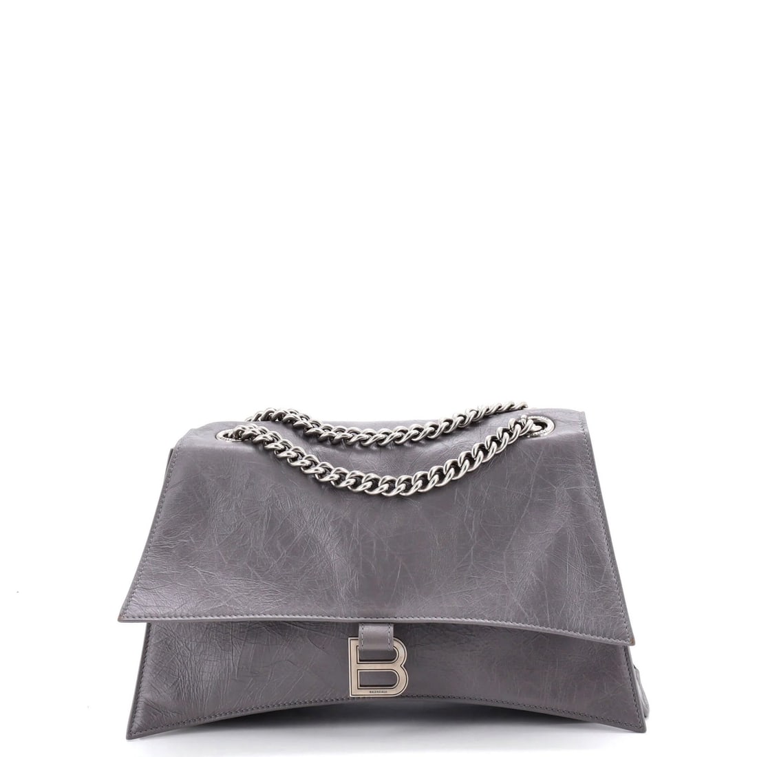 Chain flap bag leather medium crush: Chain flap bag leather medium crush Gray leather medium crush bag with chain flap exterior, measuring 8" high, 11.5" wide, and 3" deep, featuring minor scuffs, creases, and cracking on the exterior