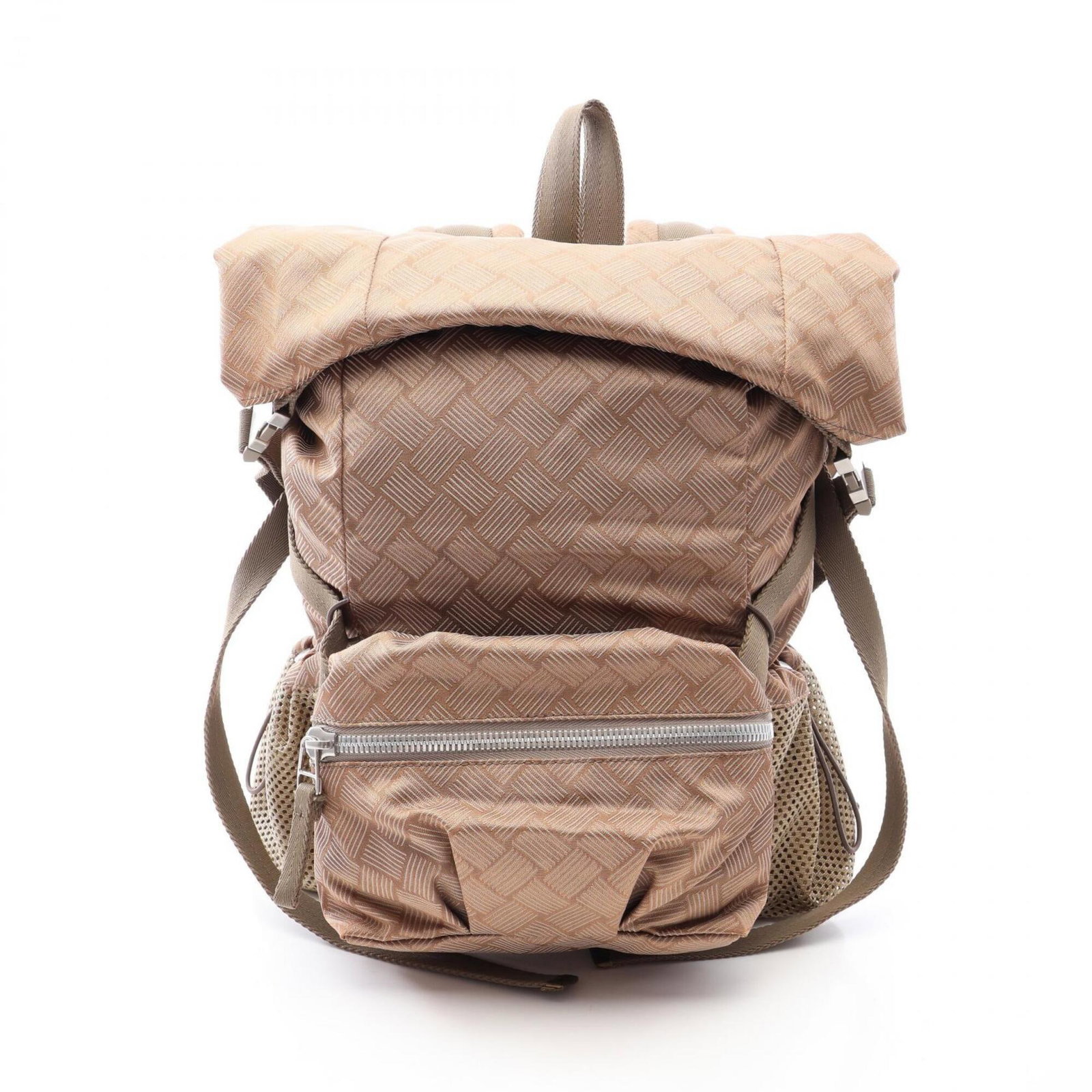 Nylon Backpack From Veneta Bottega: Nylon Backpack From Veneta Bottega Item Specifics: Brand: Bottega Veneta Type: Backpack Material: Nylon Color: Brown Gender: Men,Women Size (HxWxD): 37cm x 31cm x 10cm / 14.56'' x 12.2'' x 3.93''