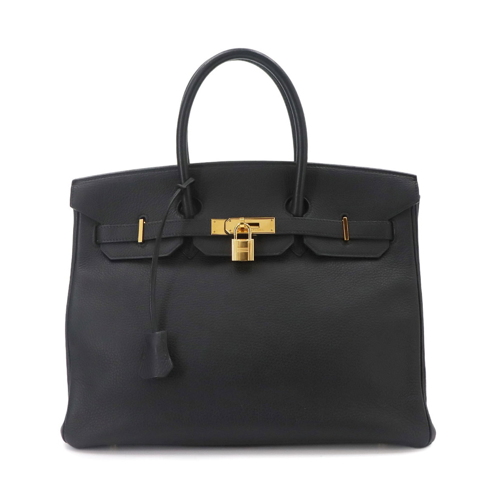 Togo Leather Handbag Hermes: Togo Leather Handbag Hermes Togo leather handbags are renowned for their exceptional durability and luxurious feel. This black Hermes Birkin features gold hardware, a zipper pocket, and an open